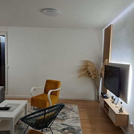 Apartman Neyla Mostar Buitenkant foto
