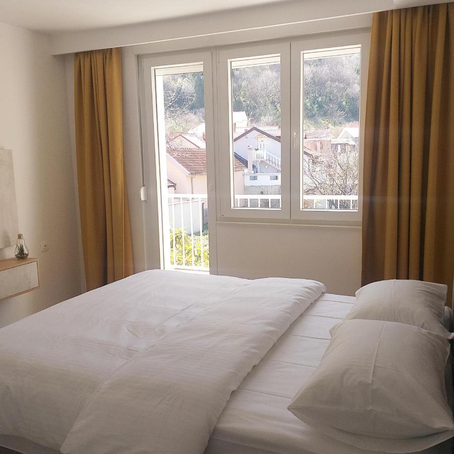 Apartman Neyla Mostar Buitenkant foto